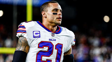 Free agent safety spurs New York Jets for Buffalo Bills.